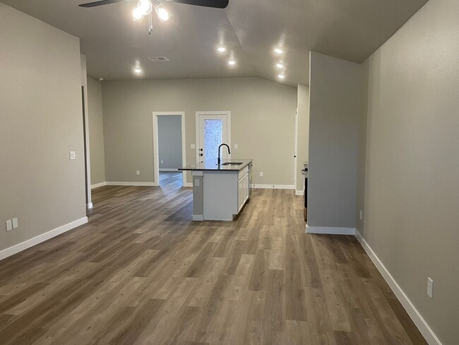 Building Photo - 3BR/2BA in Harvest, Frenship ISD District ...