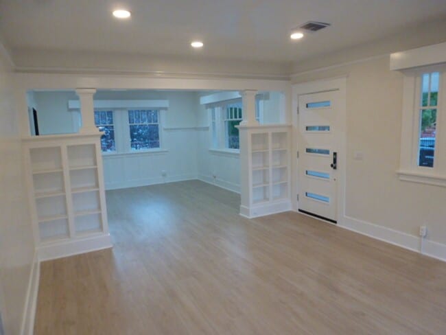 Building Photo - Historic Building in West Reno for Sale or Rent