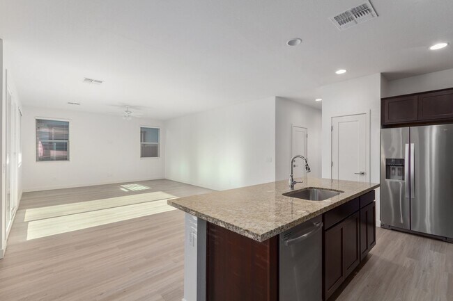 Building Photo - 2327 S Wycliff Cir