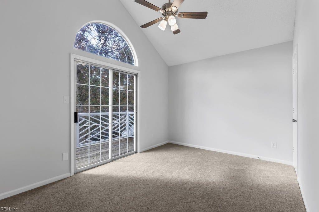 Another angle. (Walk in storage closet to the right aswell) - 459 Seahorse Run
