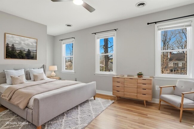 Building Photo - LOVELY 4 BEDROOM HOME IN MONACAN HILLS