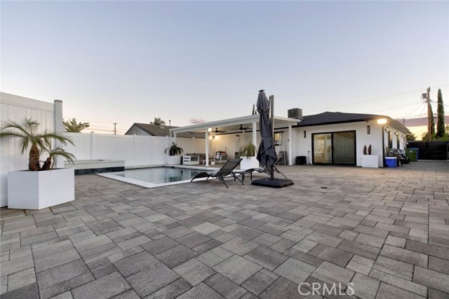 Building Photo - 10263 Strathern St