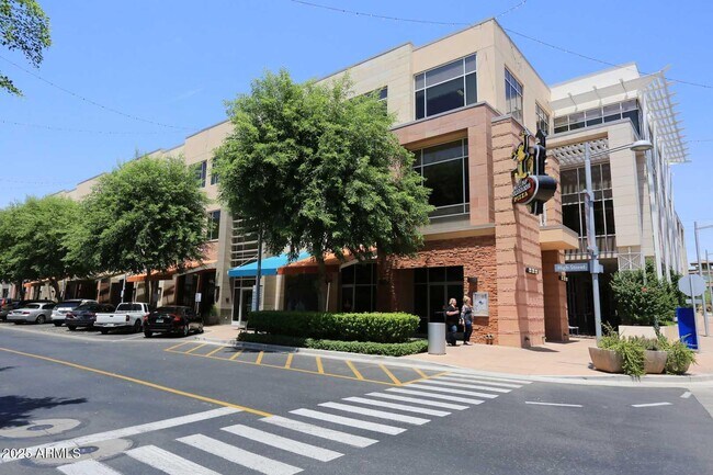 Building Photo - 21320 N 56th St