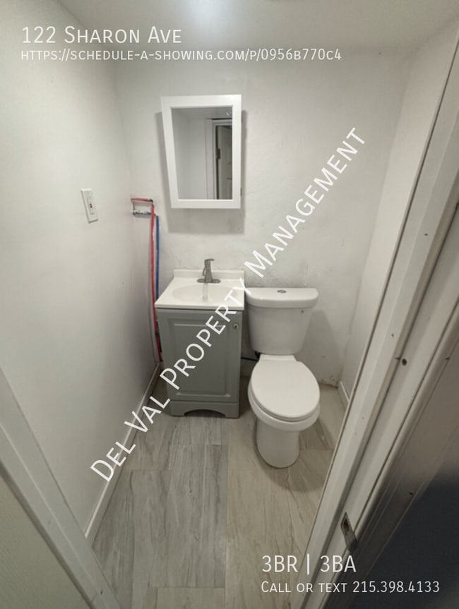 Building Photo - 122 Sharon Ave