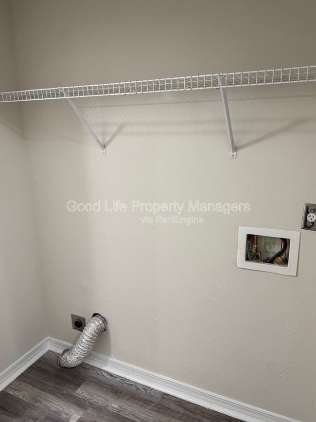 Building Photo - 9980 Bowman Ave