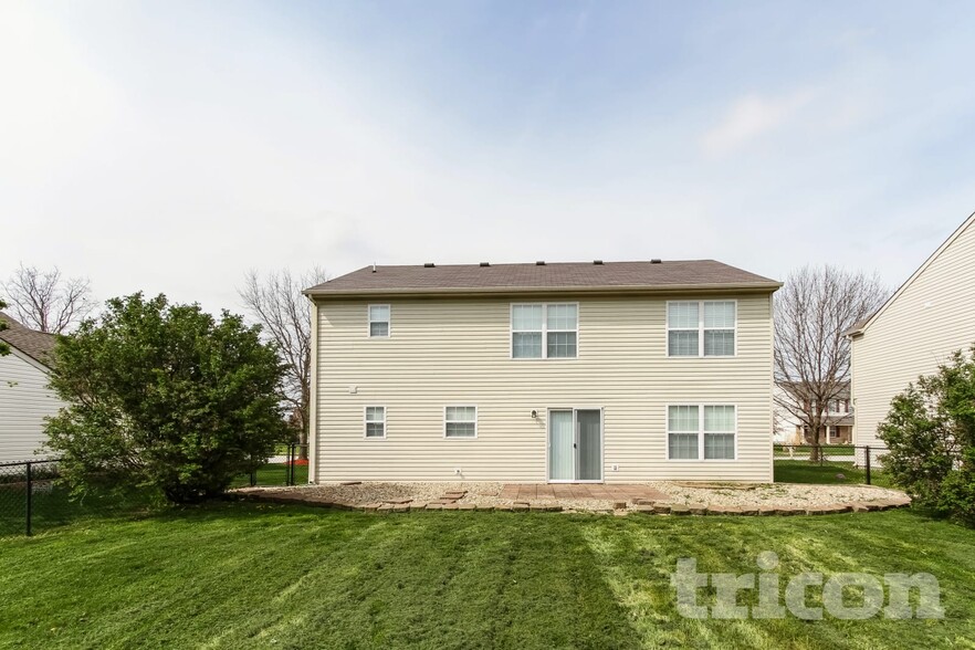 Building Photo - 1745 Perry Commons Blvd