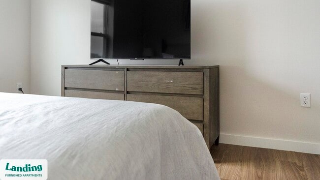 Building Photo - 9906 Runway Dr