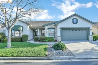 Building Photo - 1503 Bismarck Ln