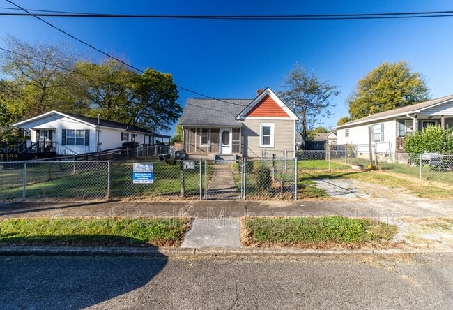Building Photo - 3023 Rector St