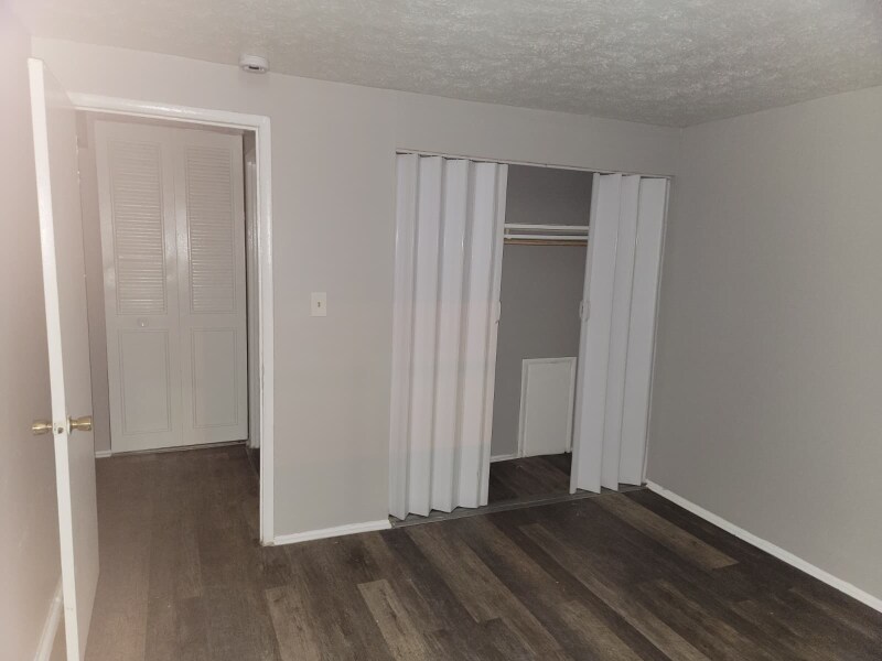 Building Photo - 13540 Superior Rd