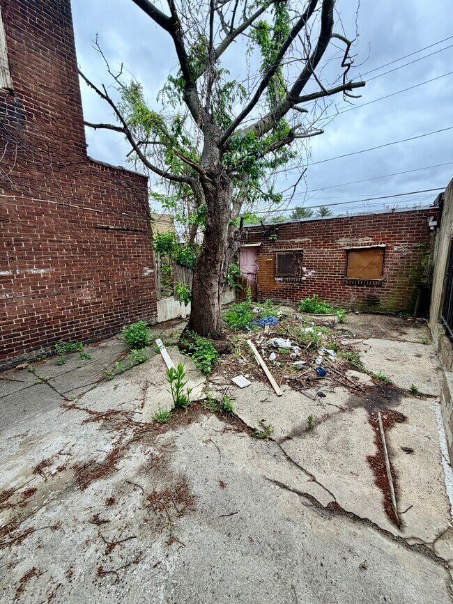 Building Photo - 3411 Frankford Ave