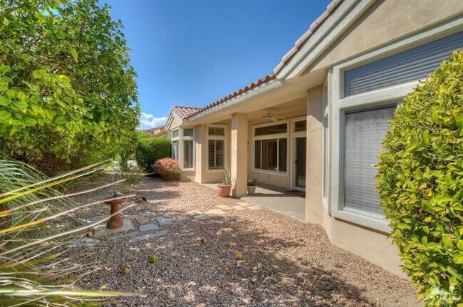 Building Photo - 78237 Willowrich Dr
