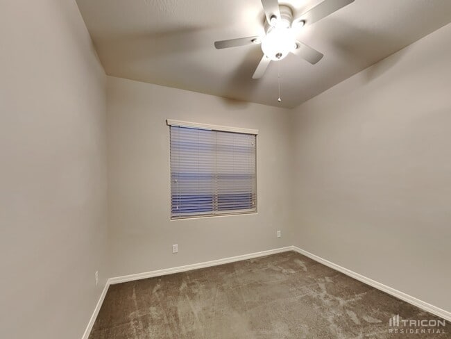Building Photo - 4891 E Velasco St