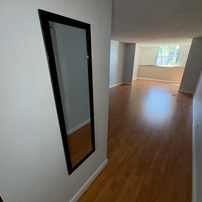 Building Photo - 701 Three Islands Boulevard