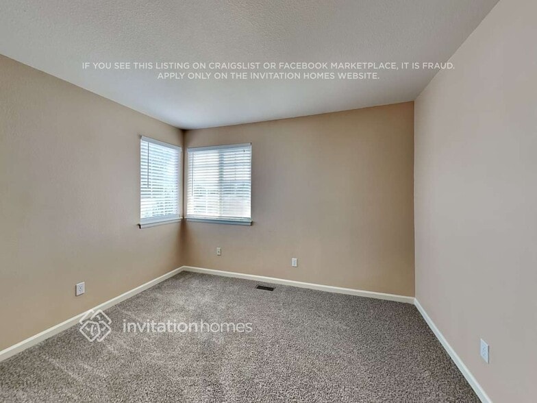 Building Photo - 4975 Teton Pl