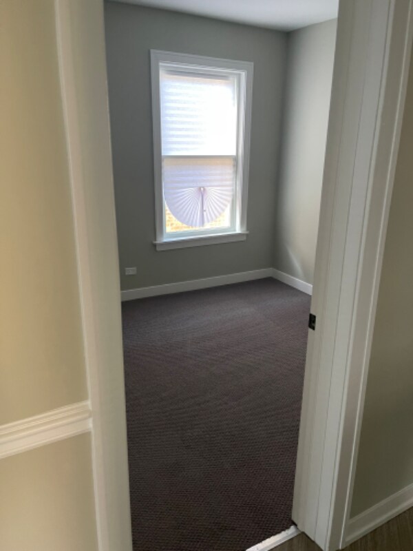 Building Photo - 7831 S Loomis Blvd