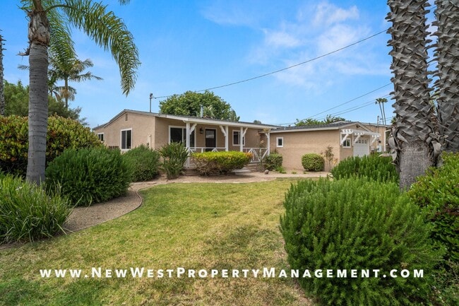 Building Photo - Upgraded Oceanside 3 Bedroom, Available Now! Small Pet OK!