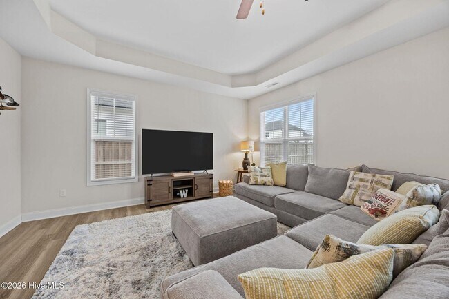 Building Photo - 3 Bed 2 Bath Unfurnished Single Family Home