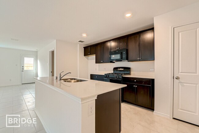 Building Photo - 313 Dry Cyn Wy