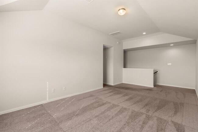 Building Photo - 4803 S Richwood Dr