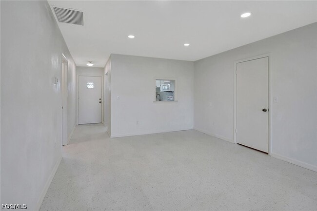 Building Photo - 6731 Panther Ln