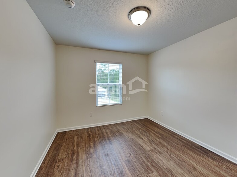 Building Photo - 171 E Jayce Way