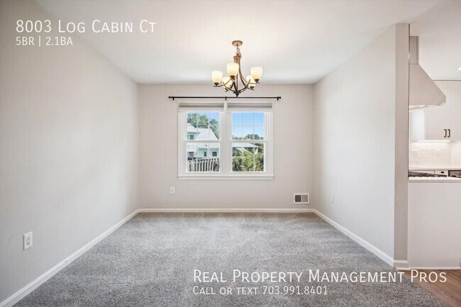 Building Photo - 8003 Log Cabin Ct