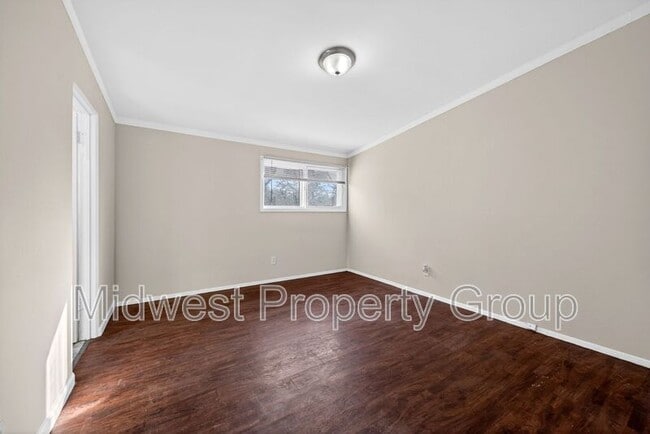 Building Photo - 8310 Sagewood Ln