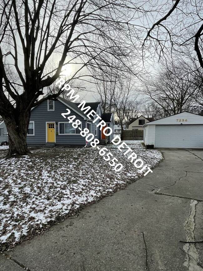 Building Photo - Move in Ready Bungalow in Warren