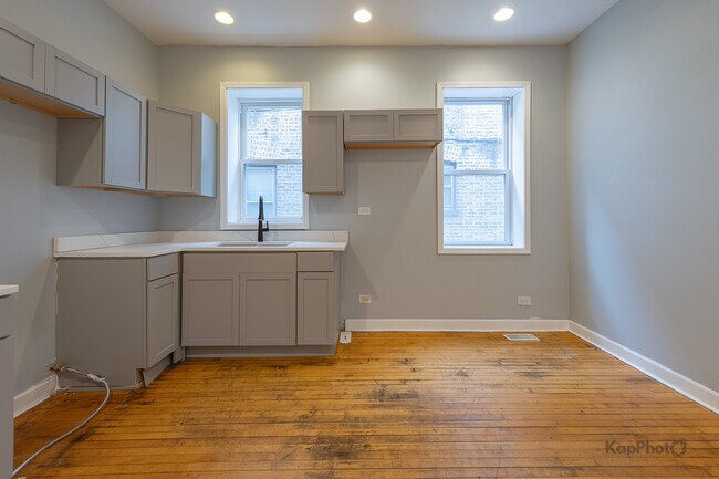 Building Photo - 7750 S Saginaw Ave