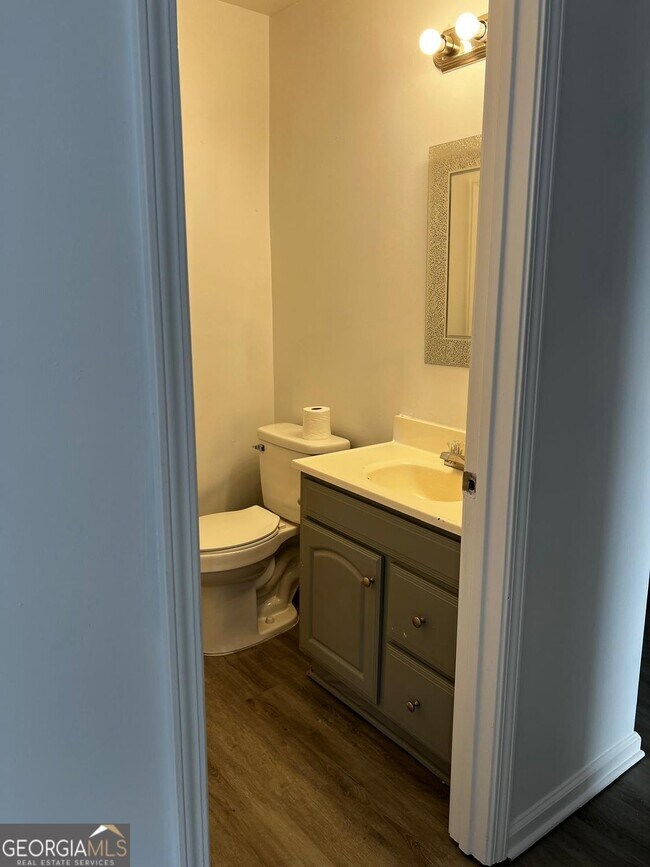 Building Photo - 3759 Mulkey Cir SW