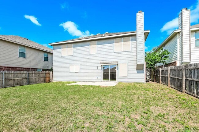 Building Photo - 7160 Little Mohican Dr