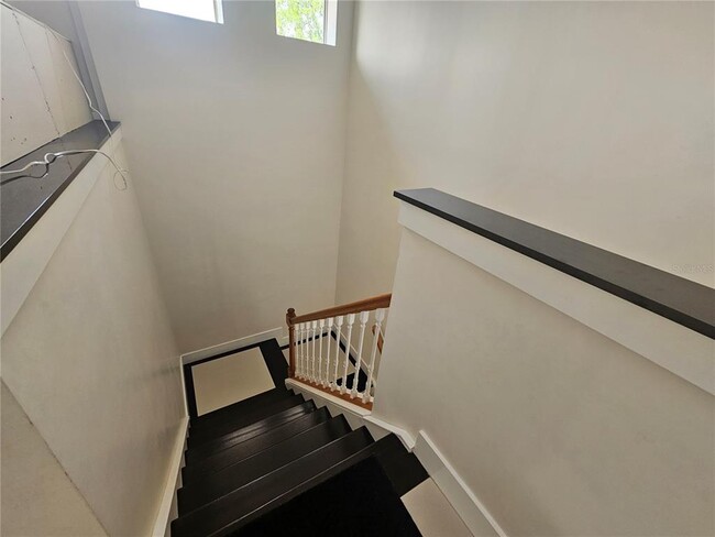 Building Photo - 12913 Islamorada Dr