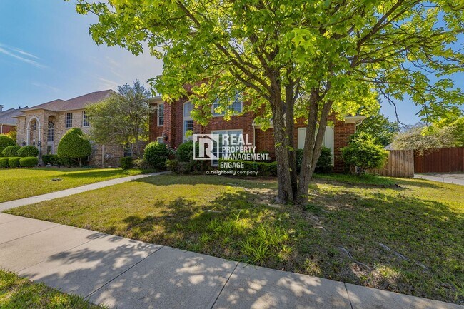 Building Photo - Recently Updated Plano Property with Modern Features and Serene Surroundings