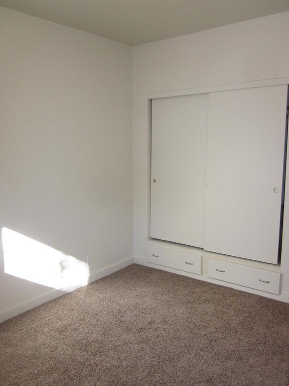 Building Photo - 408-410 E. Granite Ave.