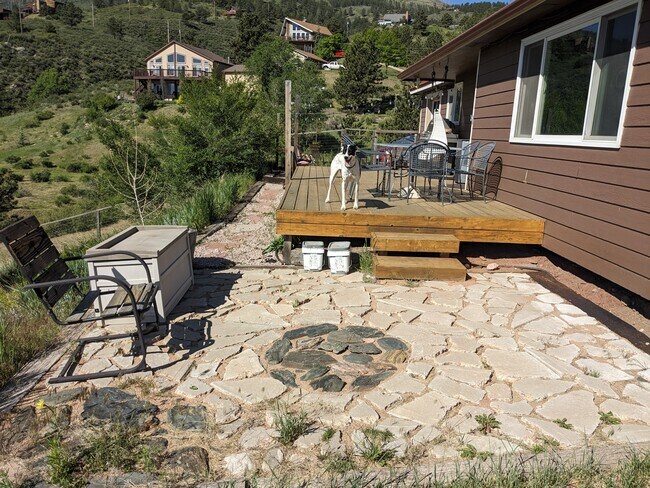 Building Photo - 6009 Blue Spruce Dr
