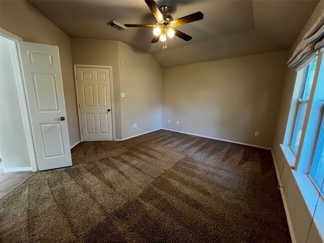 Building Photo - 2415 Sandy Fields Ln