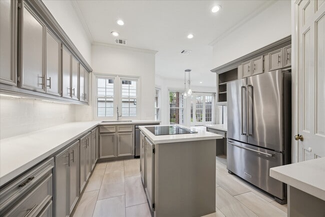 Building Photo - 4230 Byron St