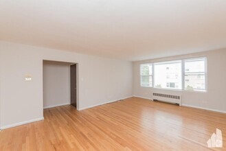 Building Photo - 2 bedroom in Chicago IL 60645
