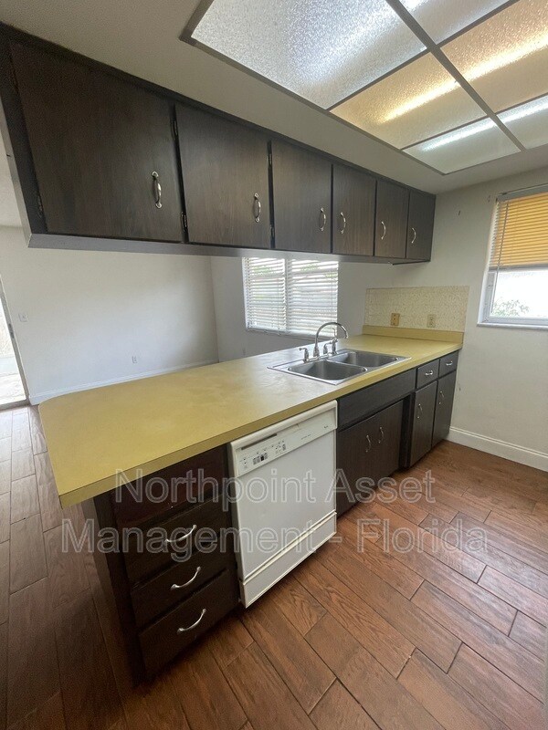 6324 Edenmore Ave 6324 Edenmore Ave New Port Richey FL 34653