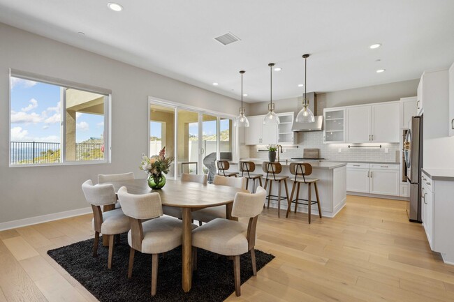 Building Photo - COMING SOON! Skyline Community 4 Bedroom H...
