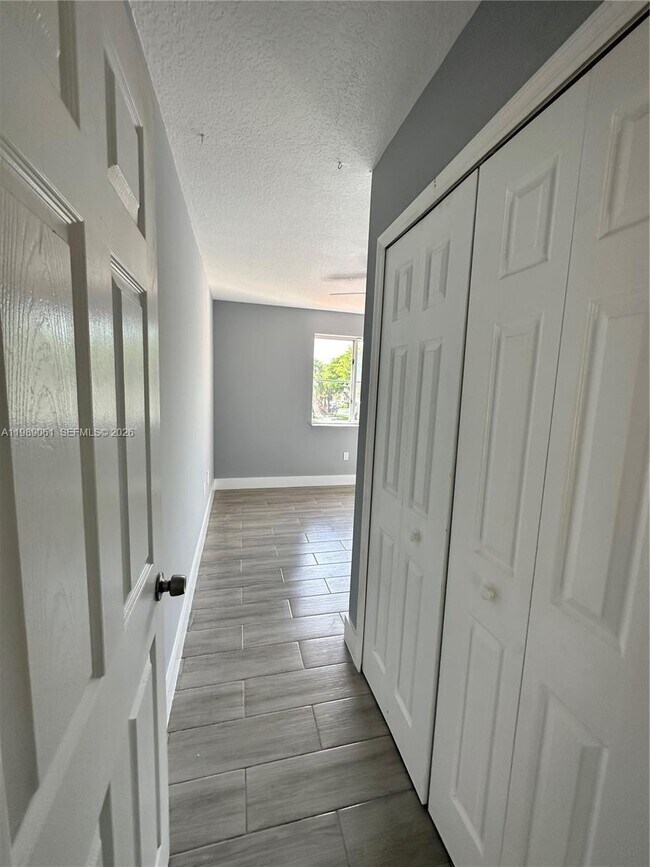 Building Photo - 14832 SW 104th St