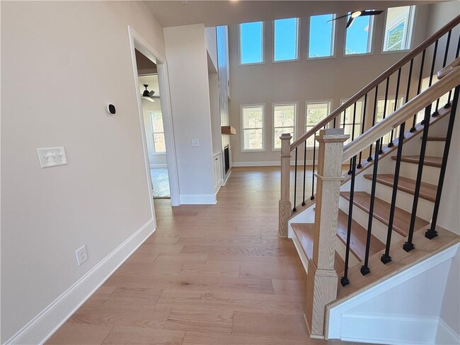 Building Photo - 2450 Colliers Ln