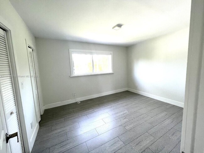 Building Photo - 7720 SW 147th Terrace