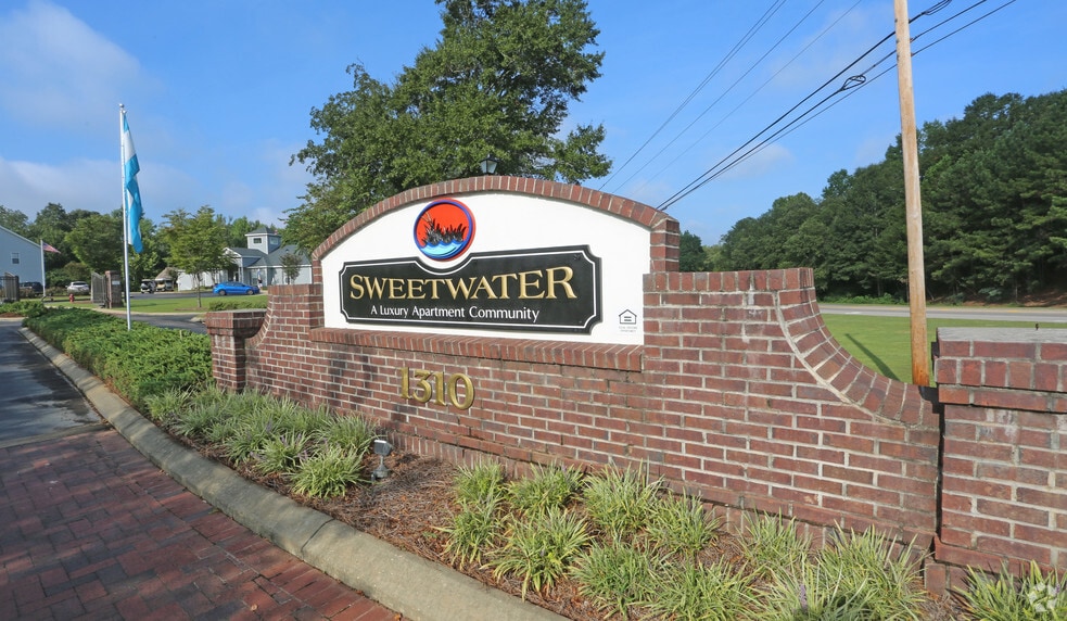 Sweetwater Apartments 1310 Fairview Ave Prattville AL 36066