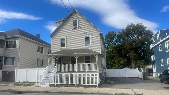 Building Photo - 87 W Selden St