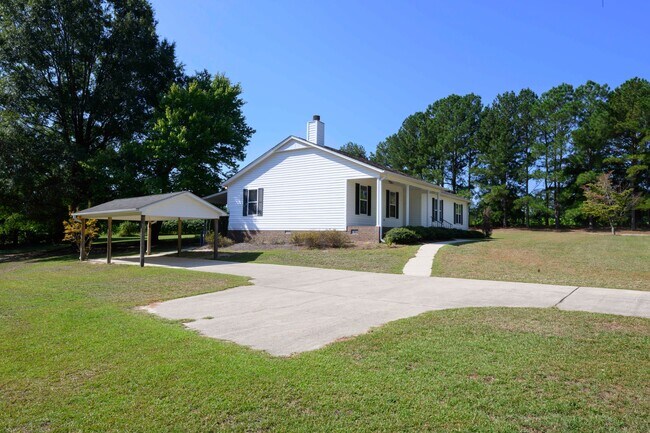 Building Photo - 739 A C Morrison Rd