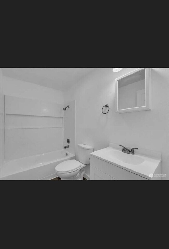 Building Photo - 2701 S 257th Pl