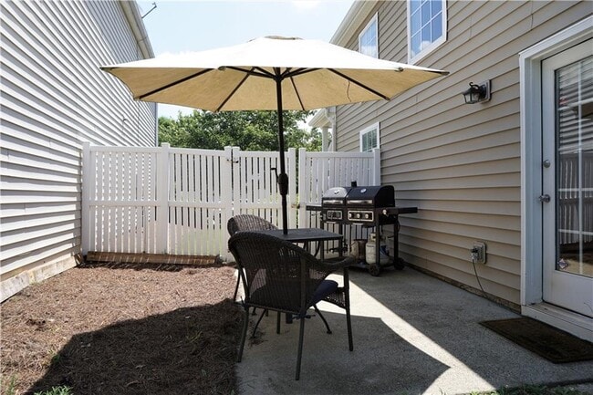 Building Photo - 13352 Harpley Ct
