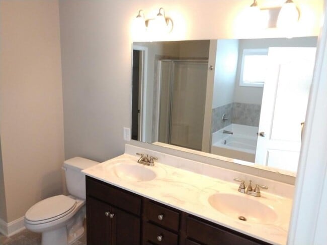 Building Photo - 150 Tipperary St